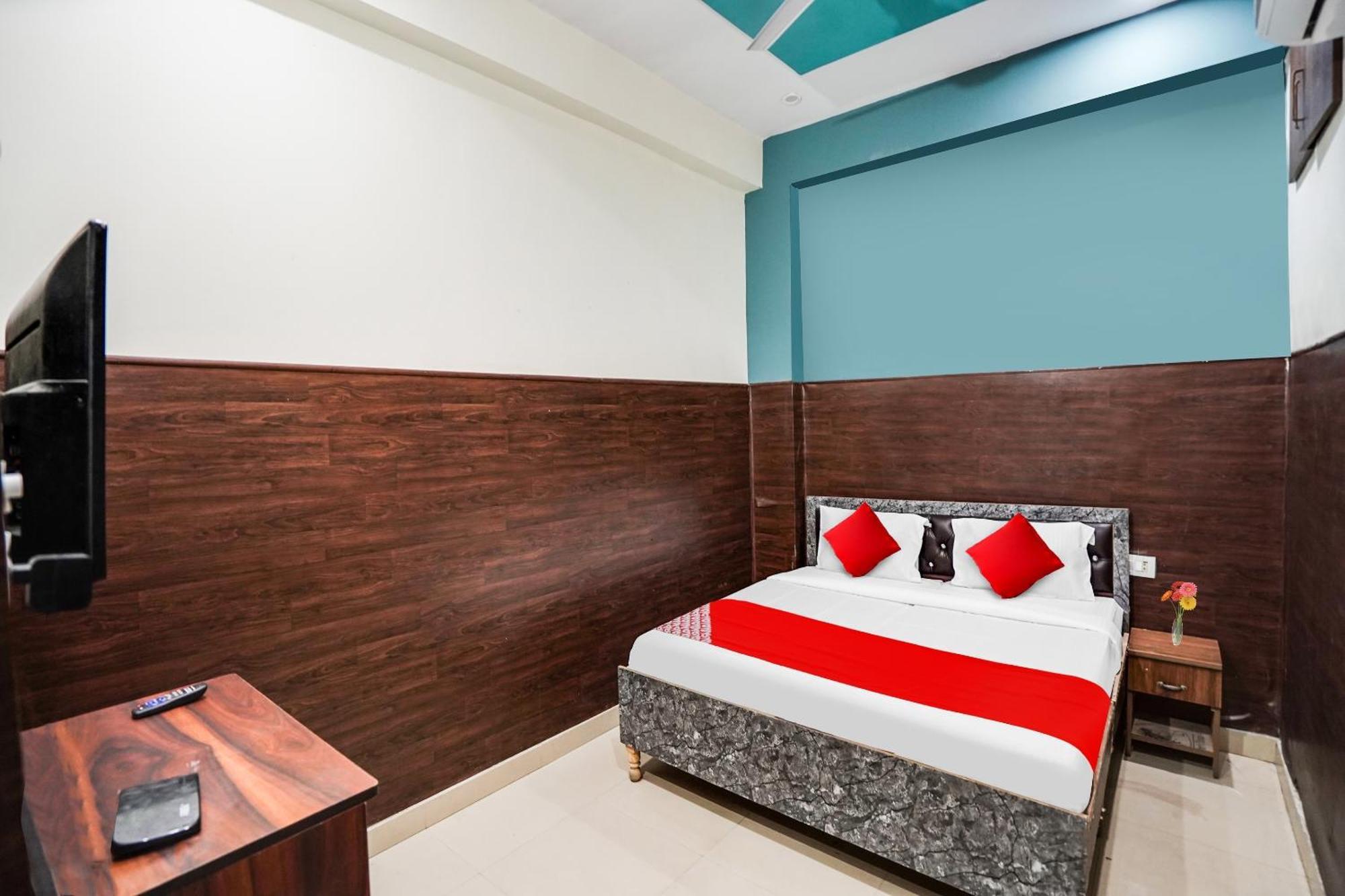 נוידה Hotel O Dream Palace Inn מראה חיצוני תמונה